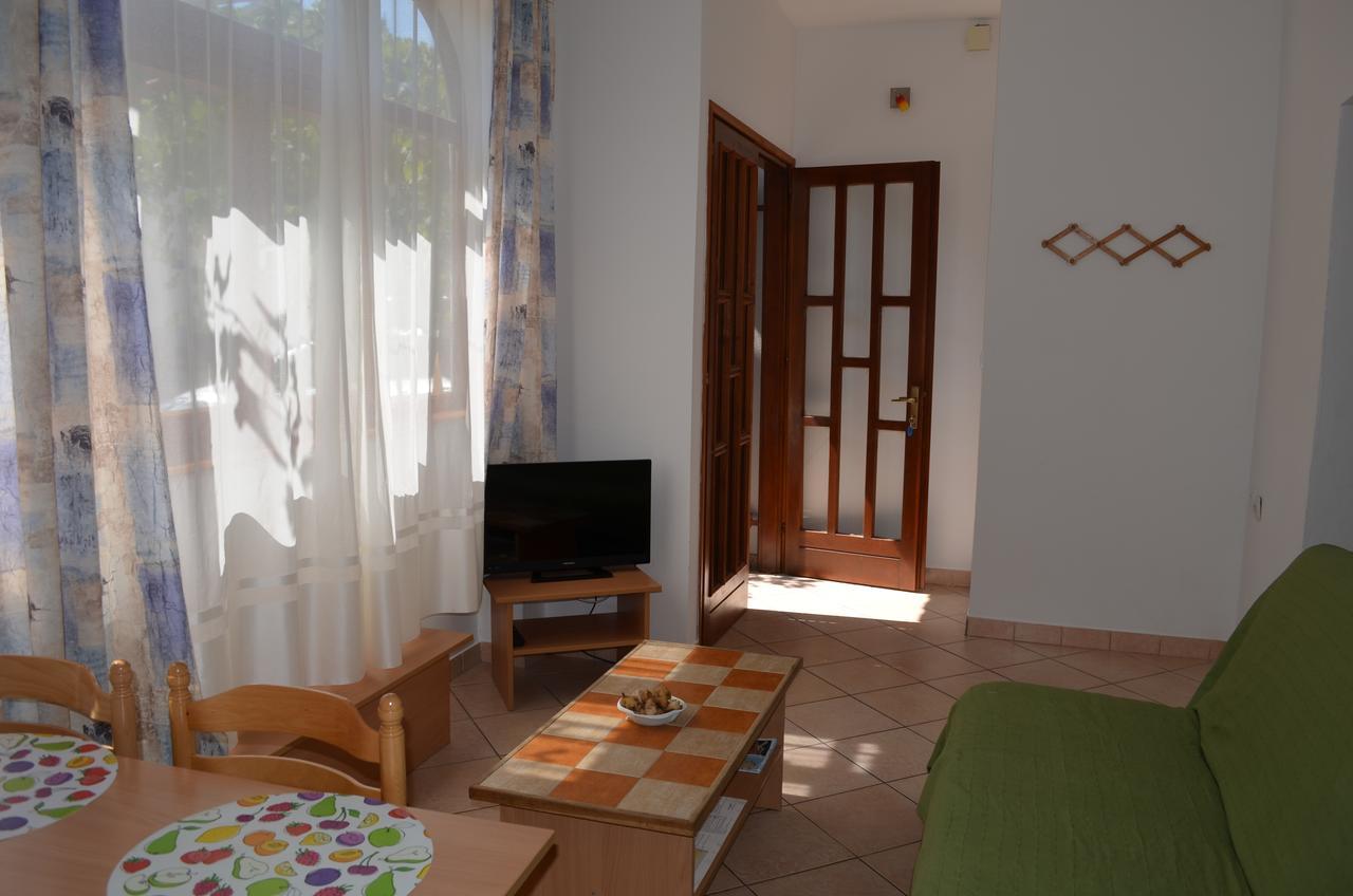Apartments Sersic Baska I Exterior foto